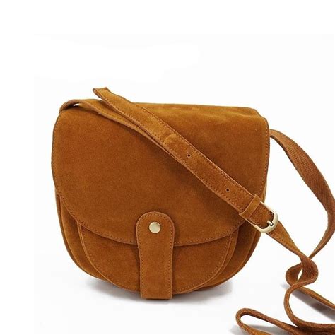 Sac bandoulière daim camel .